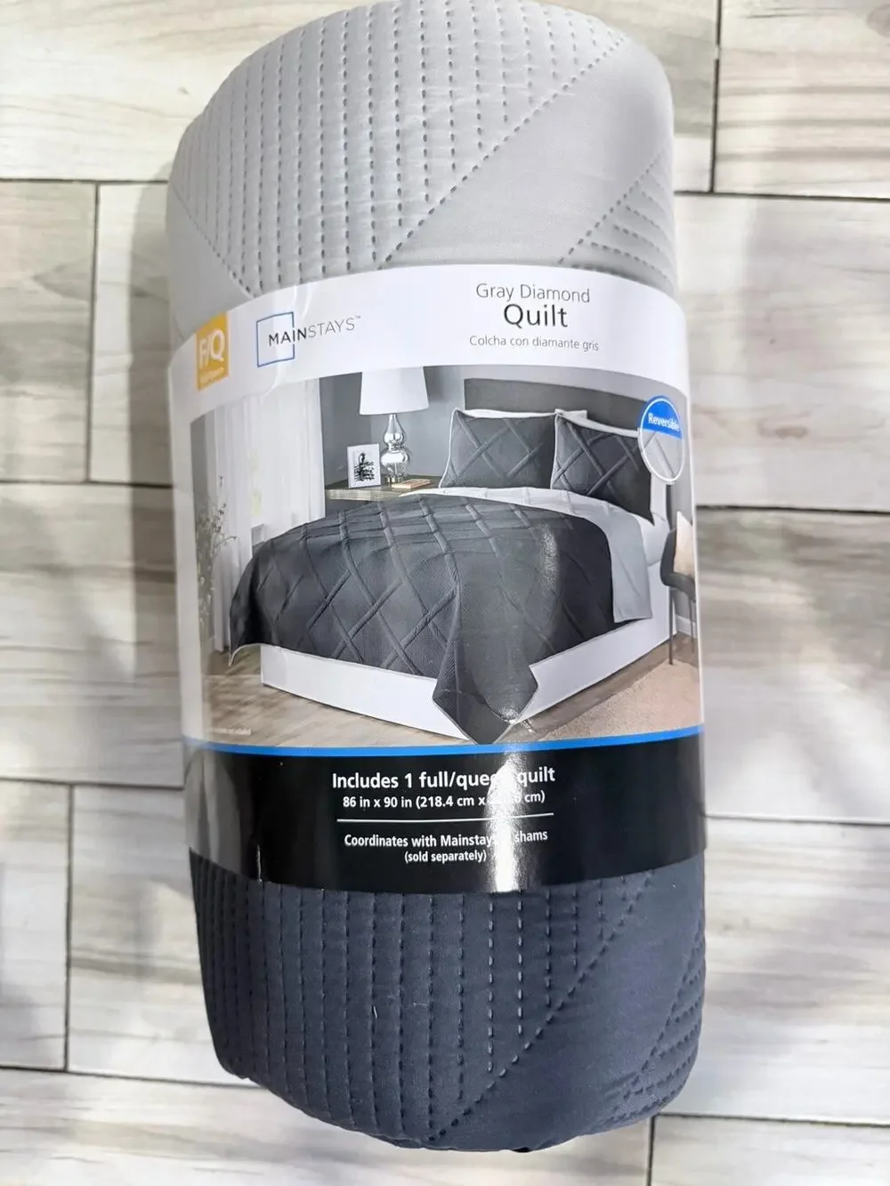 Mainstay Reversible Quilt Set Queen/Full Diamond Pattern, Light Gray/Dark Gray N